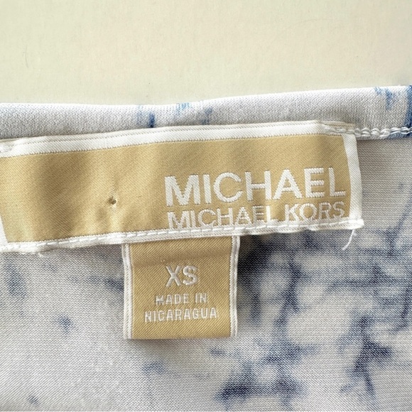 Michael Kors tank top with cowl neckline in a  stretch jersey knit - Picture 9 of 11